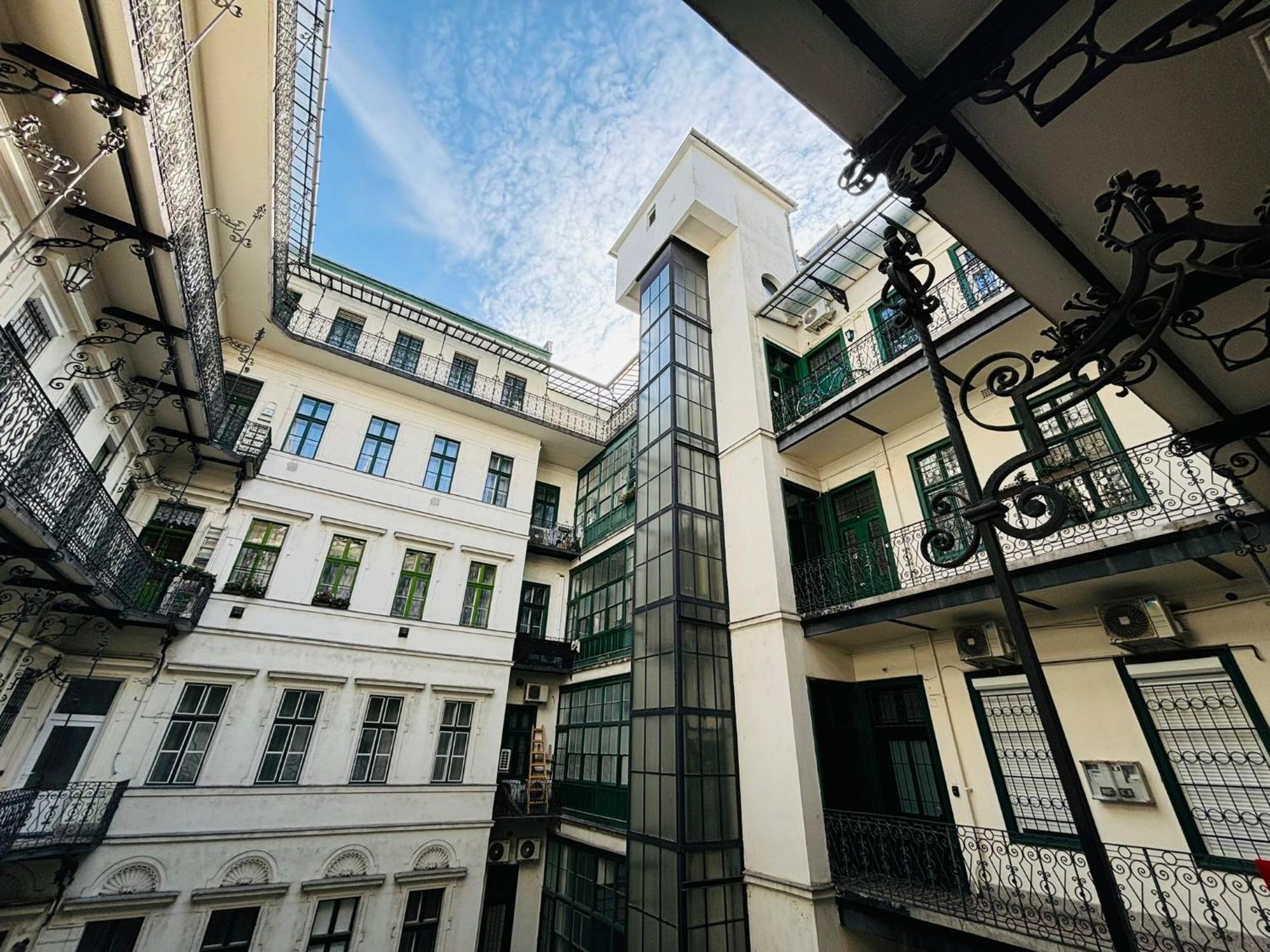 Studio 51, Budapest